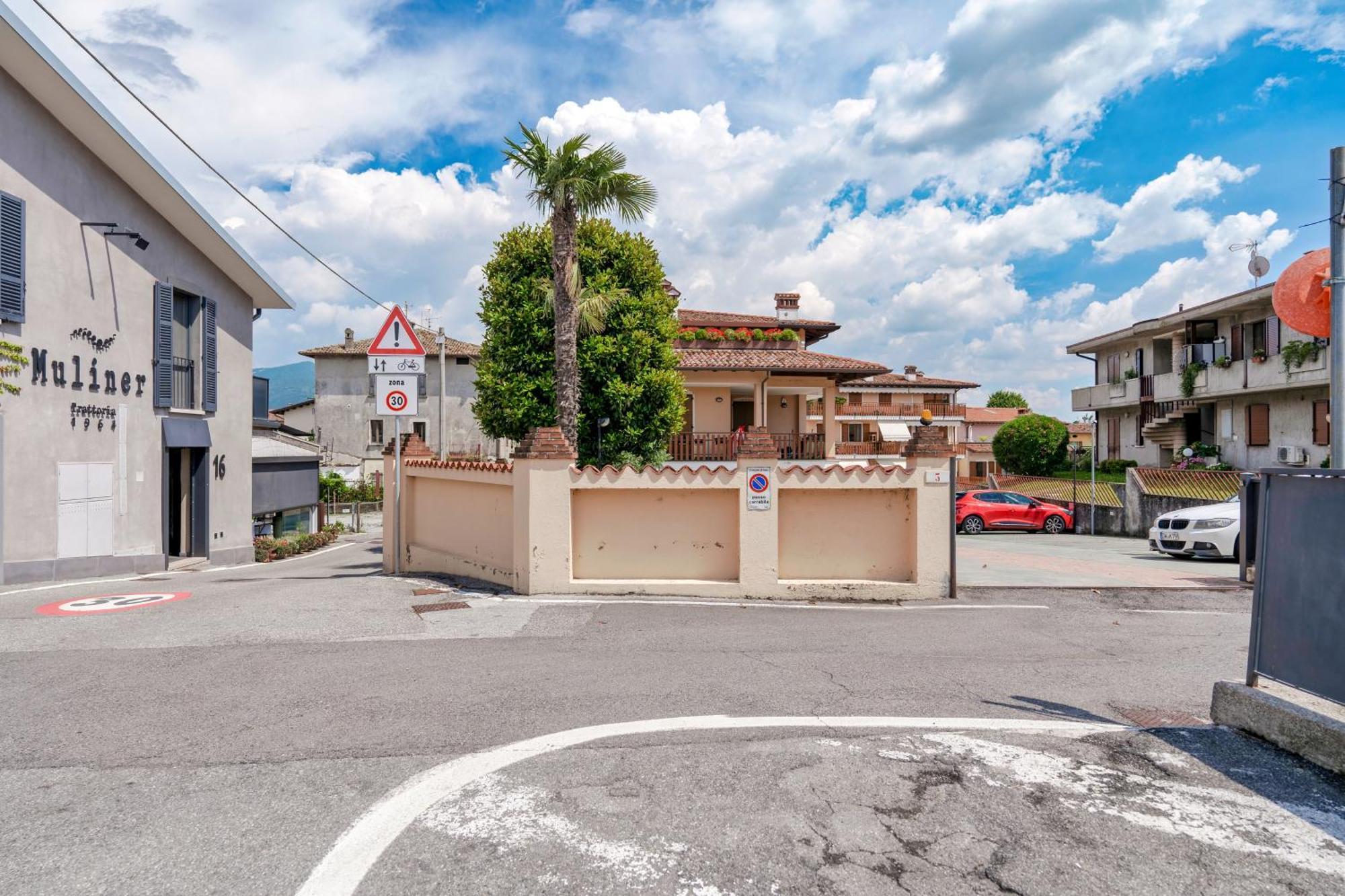 Apartmán La Casa Di Giuliano Iseo Exteriér fotografie